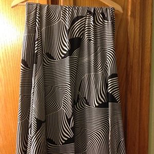 LuLaRoe black and white maxi skirt